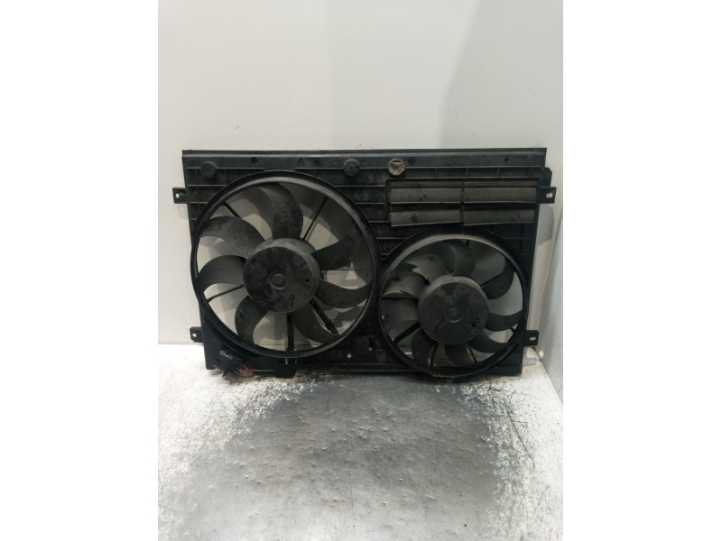 Recambio de electroventilador para volkswagen touran (1t1) 2.0 tdi referencia OEM IAM 1K0121207AA 1355D300199 1K0121207AA