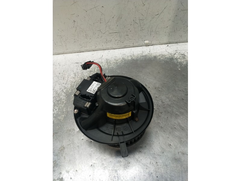 Recambio de motor calefaccion para volkswagen touran (1t1) 2.0 tdi referencia OEM IAM F011500002 658G00931321 3C0907521