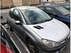 peugeot 206 berlina del año 2001