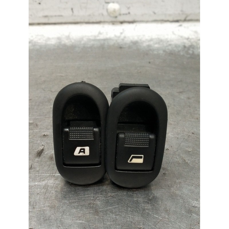 Recambio de mando elevalunas delantero izquierdo para citroën xsara (n1) 2.0 hdi 90 referencia OEM IAM 96605364XT 5P 