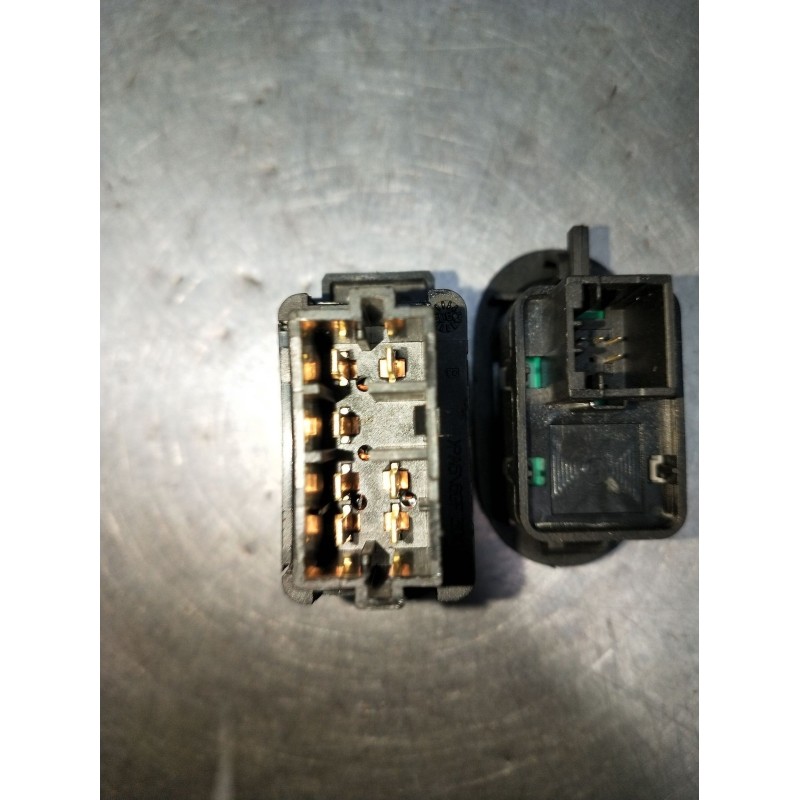 Recambio de mando elevalunas delantero izquierdo para citroën xsara (n1) 2.0 hdi 90 referencia OEM IAM 96605364XT 5P 