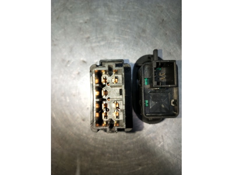 Recambio de mando elevalunas delantero izquierdo para citroën xsara (n1) 2.0 hdi 90 referencia OEM IAM 96605364XT 5P 