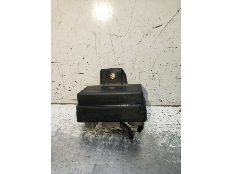 Recambio de caja precalentamiento para fiat punto (176_) 1.7 td referencia OEM IAM CCD47UP  