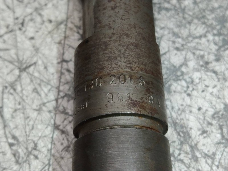 Recambio de inyector para audi a4 berlina (b5) 1.9 tdi referencia OEM IAM 028130201S  