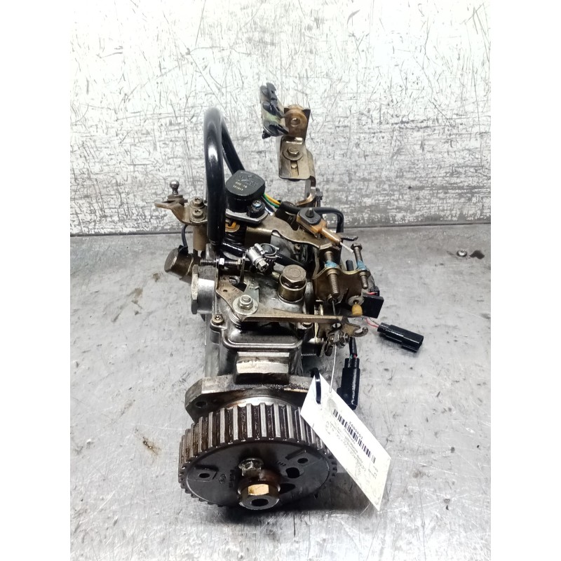 Recambio de bomba inyeccion para ford mondeo i turnier (bnp) 1.8 td referencia OEM IAM 8443B996E  LUCAS