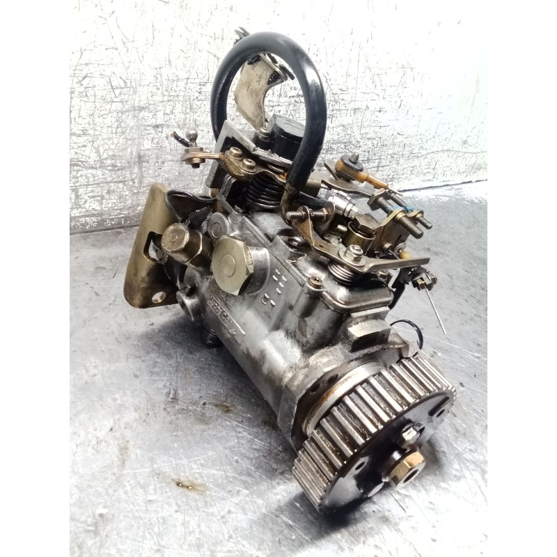 Recambio de bomba inyeccion para ford mondeo i turnier (bnp) 1.8 td referencia OEM IAM 8443B996E  LUCAS