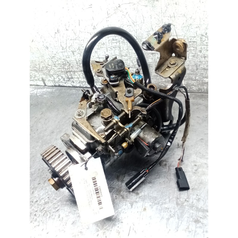 Recambio de bomba inyeccion para ford mondeo i turnier (bnp) 1.8 td referencia OEM IAM 8443B996E  LUCAS