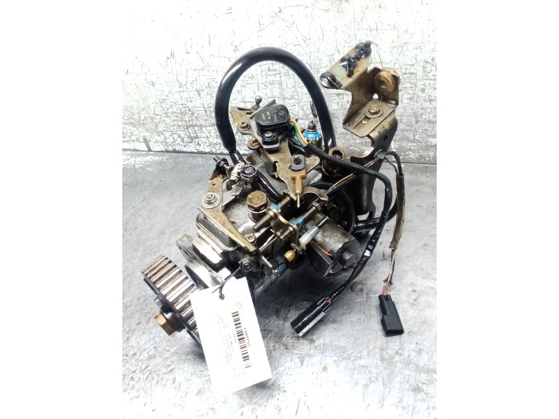 Recambio de bomba inyeccion para ford mondeo i turnier (bnp) 1.8 td referencia OEM IAM 8443B996E  LUCAS