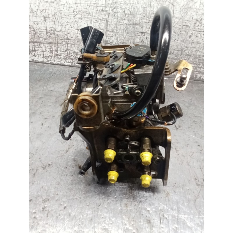 Recambio de bomba inyeccion para ford mondeo i turnier (bnp) 1.8 td referencia OEM IAM 8443B996E  LUCAS