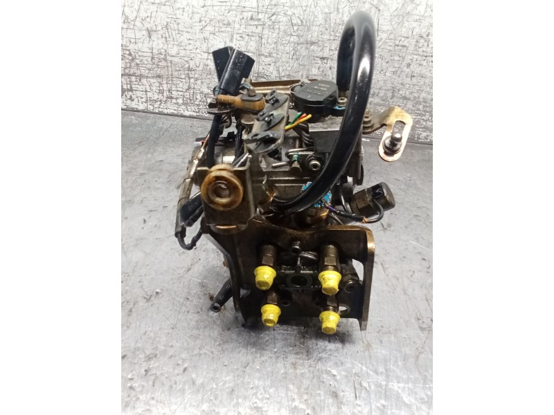 Recambio de bomba inyeccion para ford mondeo i turnier (bnp) 1.8 td referencia OEM IAM 8443B996E  LUCAS