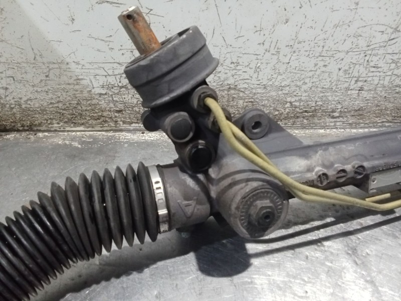 Recambio de cremallera direccion para volkswagen passat b5.5 (3b3) 1.9 tdi referencia OEM IAM 8D1422105A  