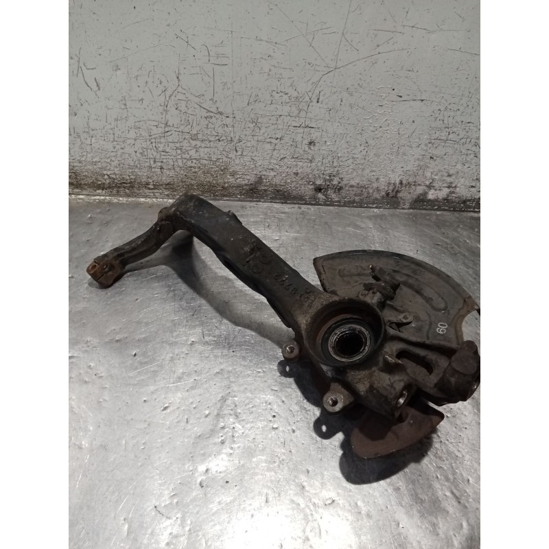 Recambio de mangueta delantera izquierda para volkswagen passat b5.5 (3b3) 1.9 tdi referencia OEM IAM   