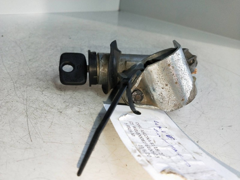 Recambio de conmutador de arranque para opel ascona c sr / e referencia OEM IAM 2212784  