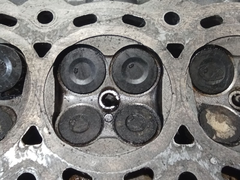 Recambio de culata para toyota yaris (_p9_) 1.0 vvt-i (ksp90_) referencia OEM IAM 1KR  11