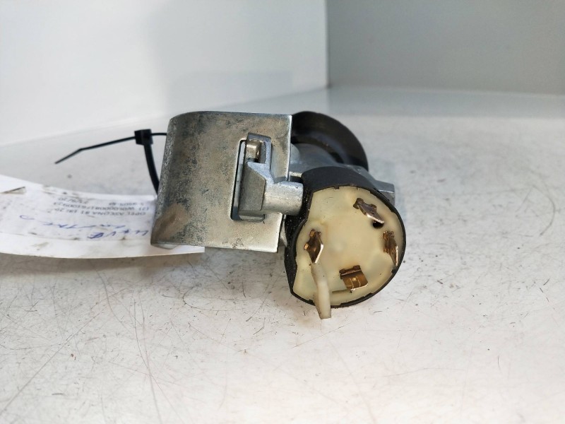 Recambio de conmutador de arranque para opel ascona c sr / e referencia OEM IAM 2212784  