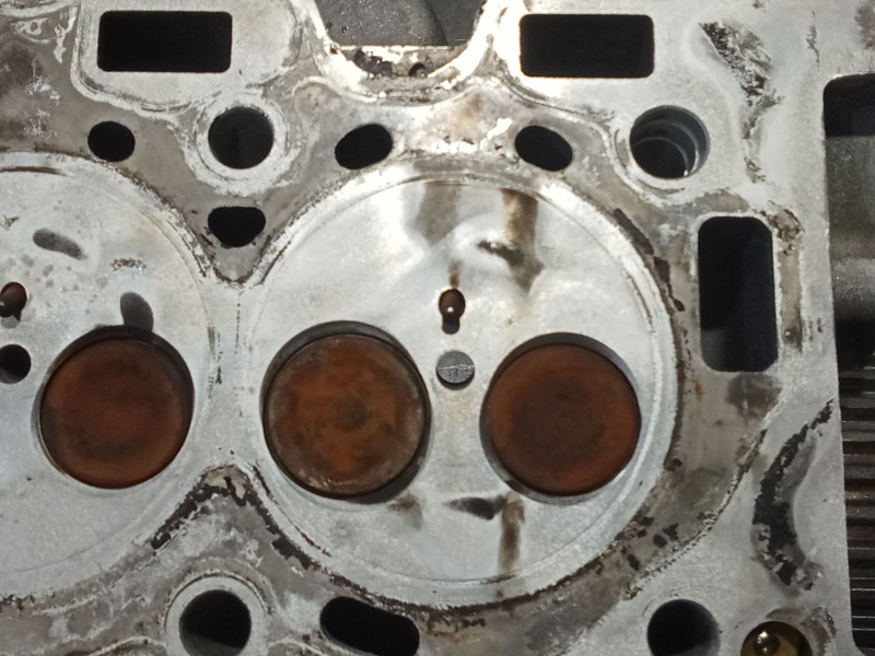 Recambio de culata para citroën c4 lim. seduction referencia OEM IAM 9684504780 9HR 10