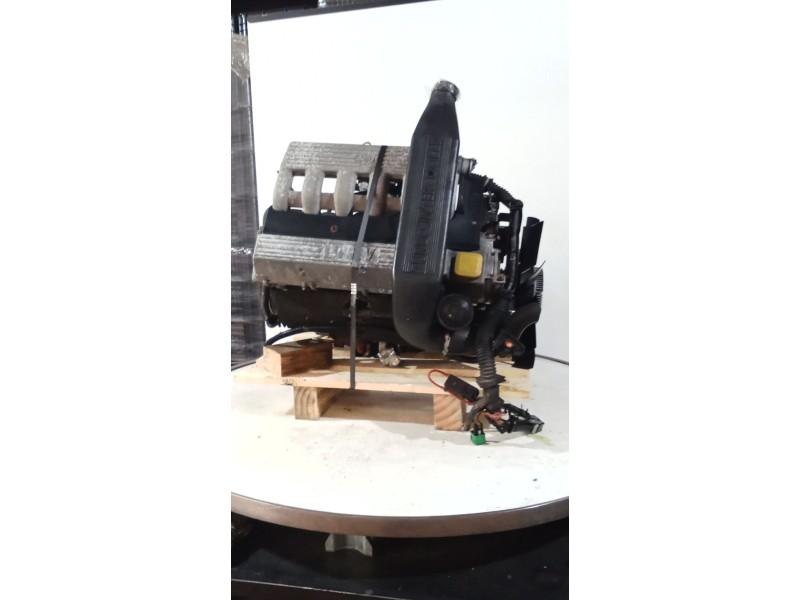 Recambio de motor completo para land rover range rover (lp) dse (100kw) referencia OEM IAM 256TM BOSCH 30218064