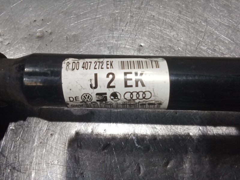 Recambio de transmision delantera izquierda para volkswagen passat b5.5 (3b3) 1.9 tdi referencia OEM IAM 8D0407272EK  