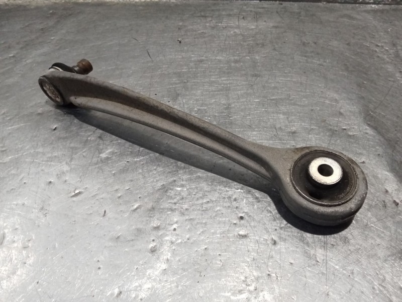 Recambio de brazo suspension superior delantero izquierdo para volkswagen passat b5.5 (3b3) 1.9 tdi referencia OEM IAM   ANTERIO