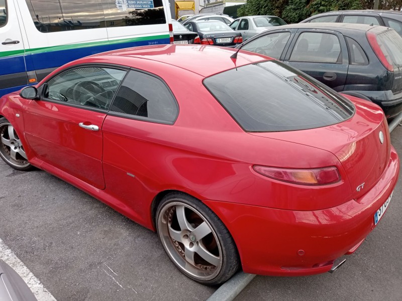 alfa romeo gt (937_) del año 2005