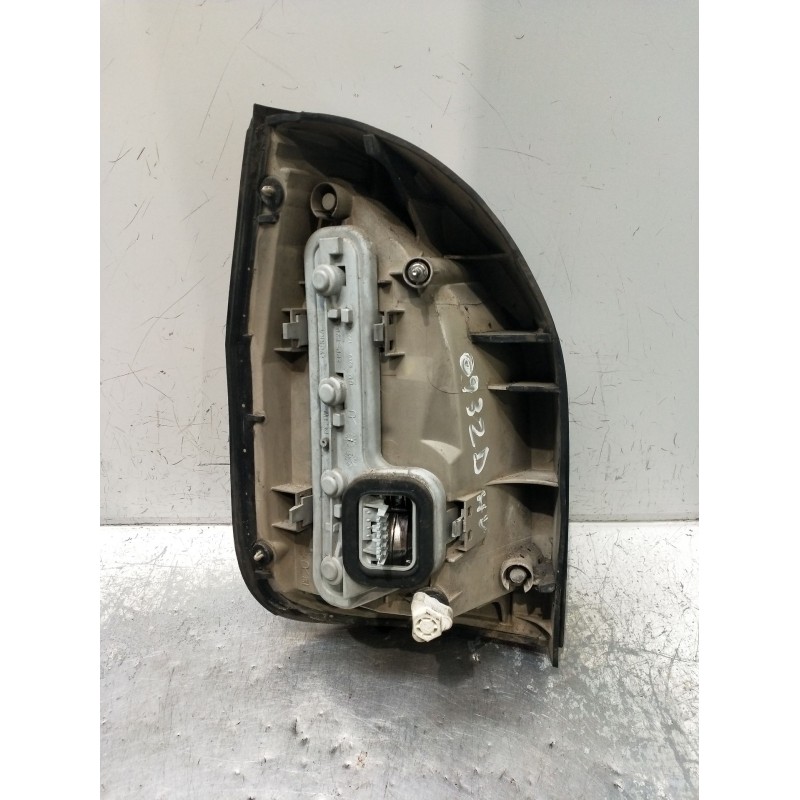 Recambio de piloto trasero derecho para opel zafira a monospace (t98) 2.0 dti 16v (f75) referencia OEM IAM   