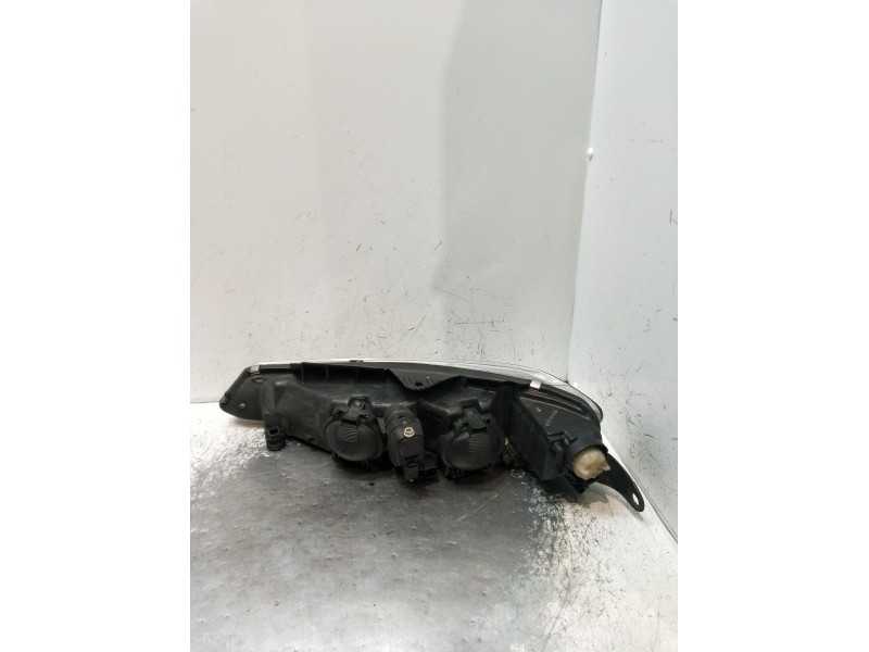 Recambio de faro derecho para peugeot 406 (8b) 2.0 hdi 110 referencia OEM IAM   