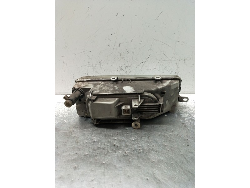 Recambio de faro derecho para seat toledo i (1l2) 2.0 i referencia OEM IAM   