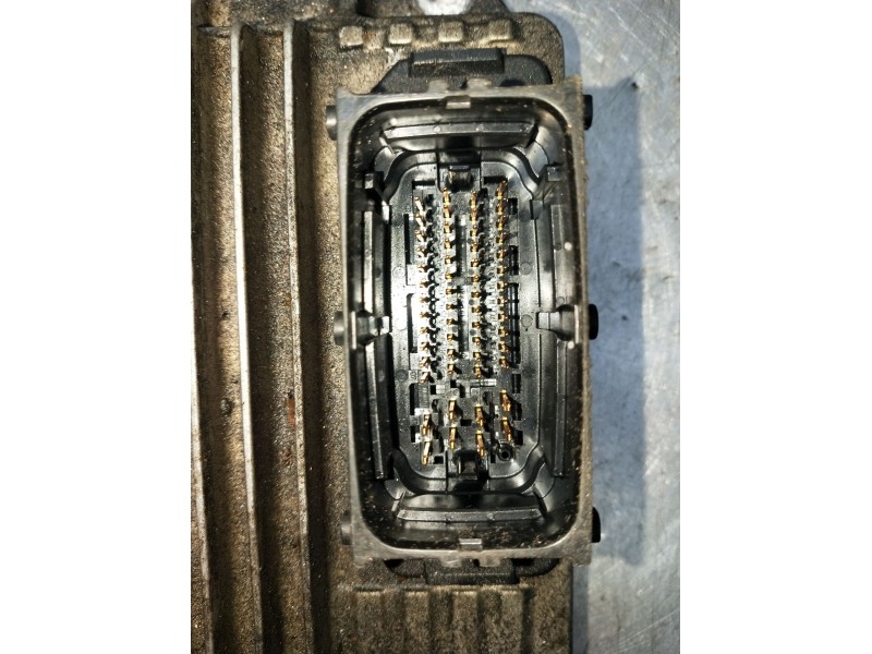 Recambio de centralita motor uce para opel meriva a monospace (x03) 1.7 cdti (e75) referencia OEM IAM 8973509487 1125000165 9735