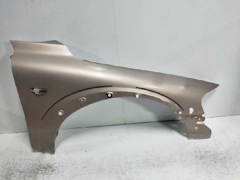 Recambio de aleta delantera derecha para volvo v70 familiar 2.4 diesel cat referencia OEM IAM   