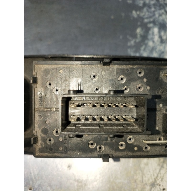 Recambio de mando elevalunas delantero izquierdo para peugeot 406 (8b) 2.0 hdi 110 referencia OEM IAM  5P 