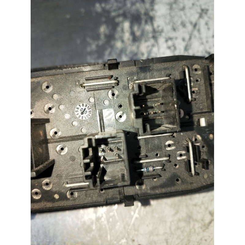 Recambio de mando elevalunas delantero izquierdo para peugeot 406 (8b) 2.0 hdi 110 referencia OEM IAM  5P 