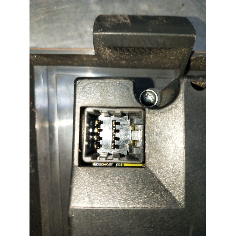 Recambio de mando elevalunas delantero izquierdo para land rover range rover (lp) dse (100kw) referencia OEM IAM  5P 