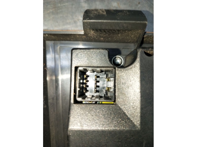 Recambio de mando elevalunas delantero izquierdo para land rover range rover (lp) dse (100kw) referencia OEM IAM  5P 