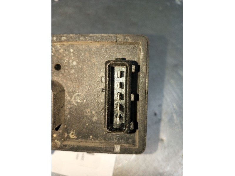 Recambio de caja precalentamiento para citroën zx referencia OEM IAM 0281003005  