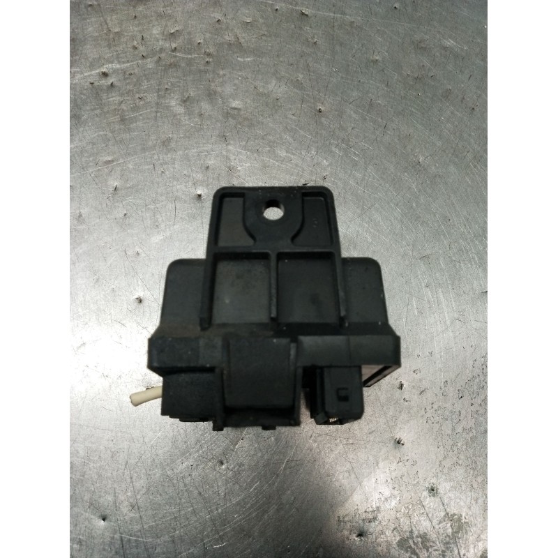 Recambio de caja precalentamiento para peugeot 206 hatchback (2a/c) 1.9 d referencia OEM IAM 9616280080 R04090001C 