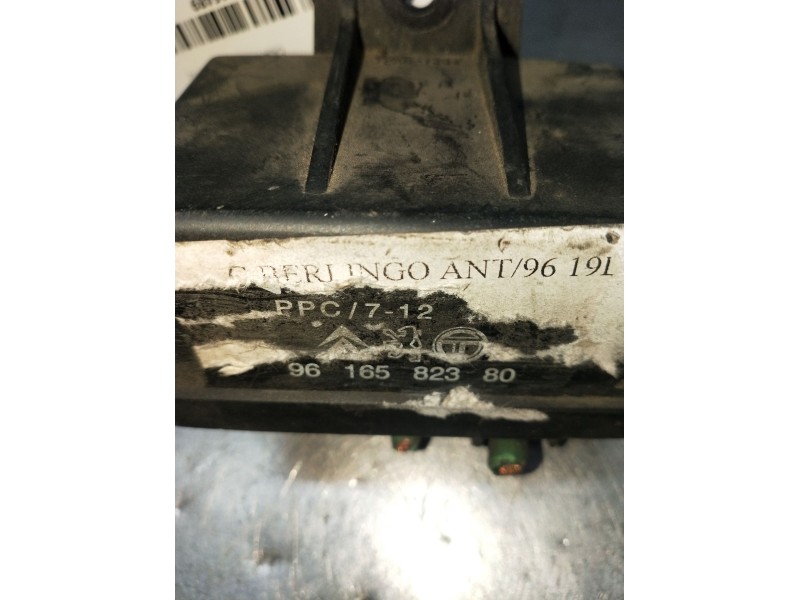 Recambio de caja precalentamiento para citroën berlingo 1.4i sx familiar referencia OEM IAM 9616582380  