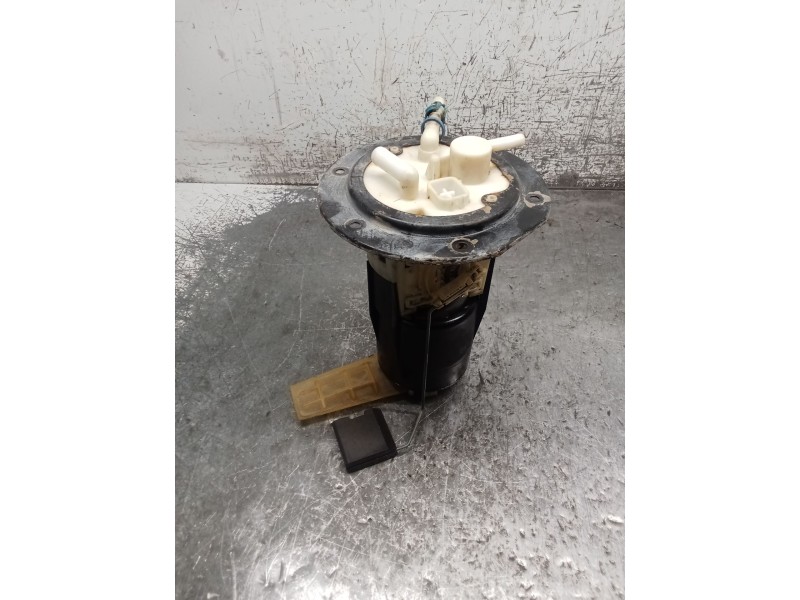 Recambio de bomba combustible para opel agila a (h00) 1.2 16v (f68) referencia OEM IAM 228232002001 09204647 00