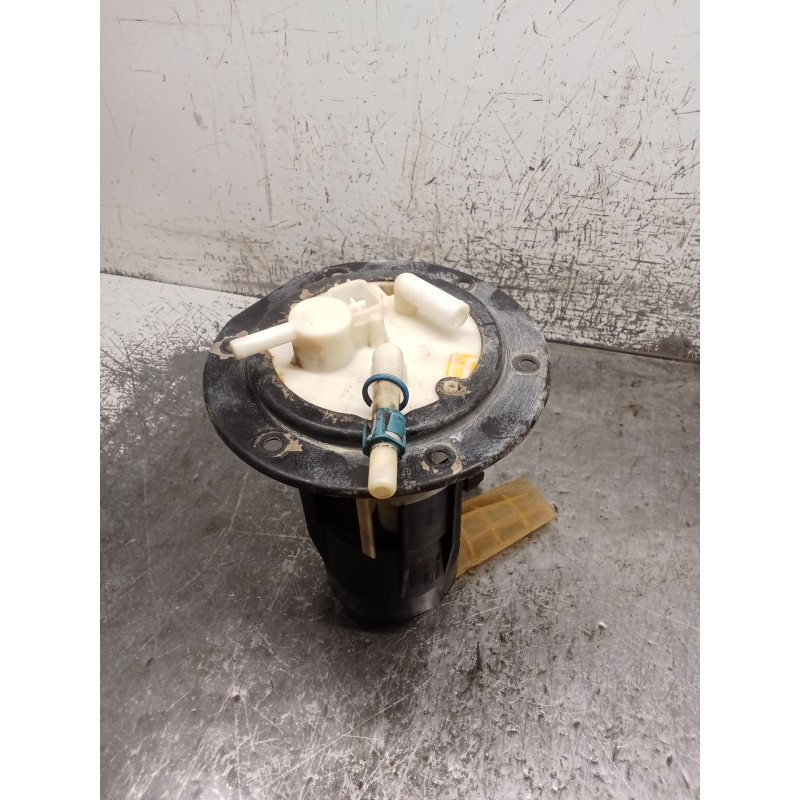 Recambio de bomba combustible para opel agila a (h00) 1.2 16v (f68) referencia OEM IAM 228232002001 09204647 00