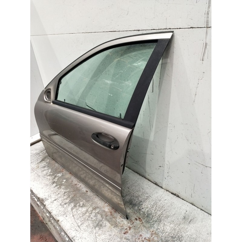 Recambio de puerta delantera izquierda para mercedes-benz clase c (w203) familiar c 180 t compressor (203.246) referencia OEM IA