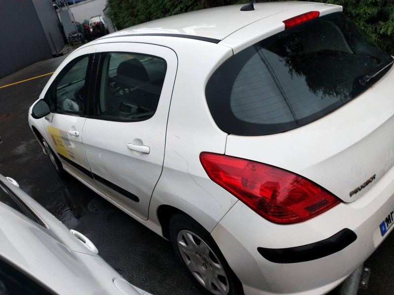 peugeot 308 del año 2008
