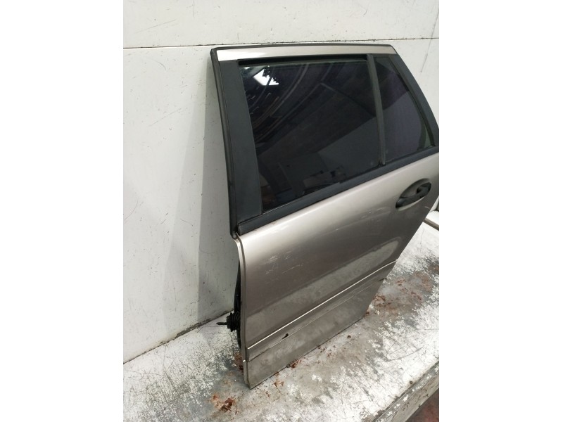 Recambio de puerta trasera izquierda para mercedes-benz clase c (w203) familiar c 180 t compressor (203.246) referencia OEM IAM 