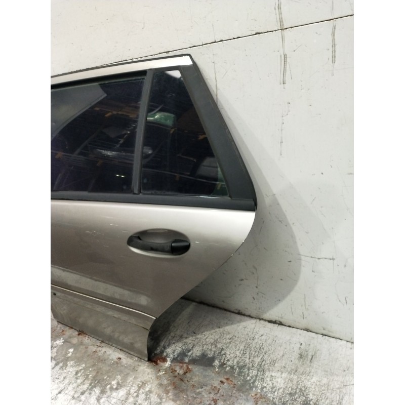 Recambio de puerta trasera izquierda para mercedes-benz clase c (w203) familiar c 180 t compressor (203.246) referencia OEM IAM 