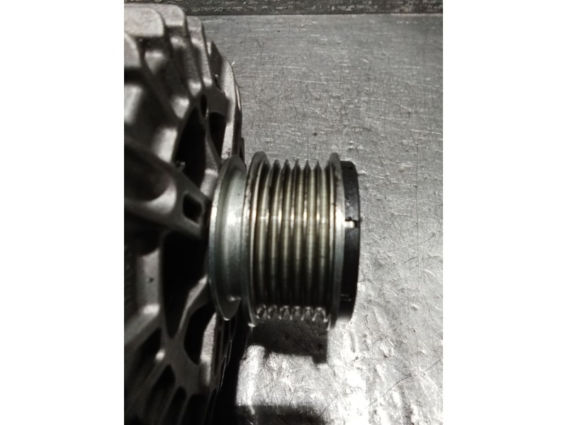 Recambio de alternador para seat alhambra (710, 711) 2.0 tdi referencia OEM IAM LRA03402  