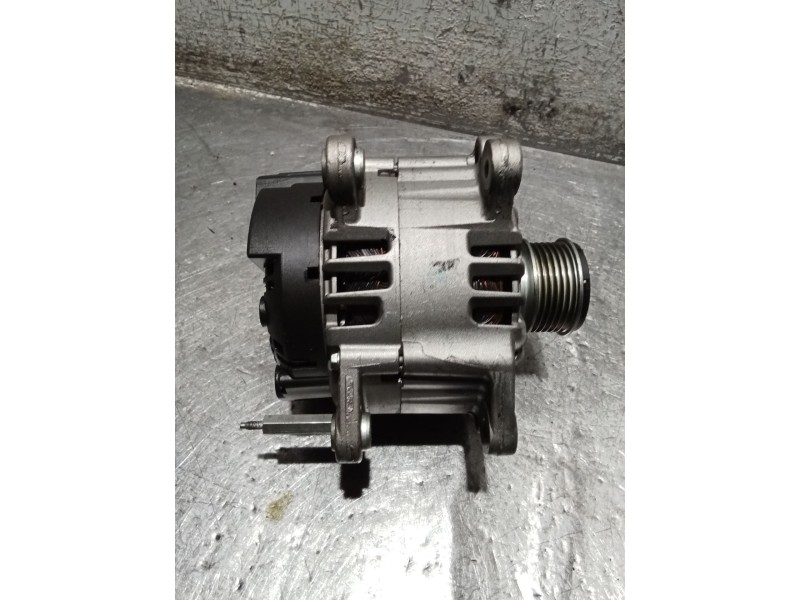 Recambio de alternador para seat alhambra (710, 711) 2.0 tdi referencia OEM IAM LRA03402  