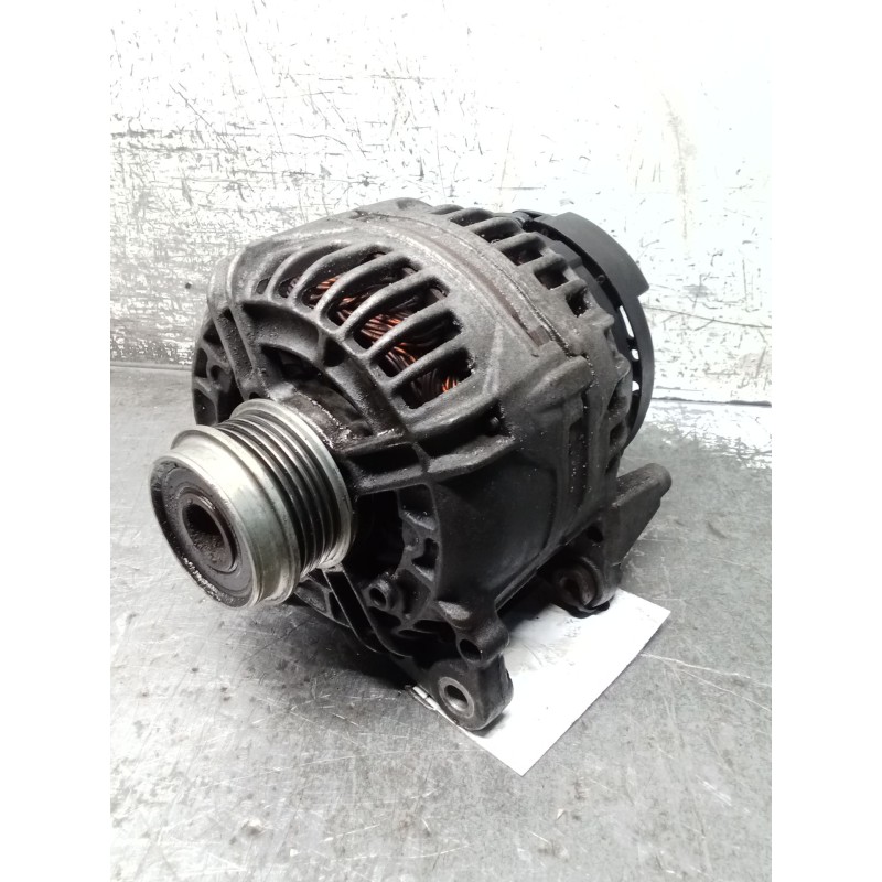 Recambio de alternador para volkswagen passat b5.5 (3b3) 1.9 tdi referencia OEM IAM 028903031 0124515083 0124515083285 120A