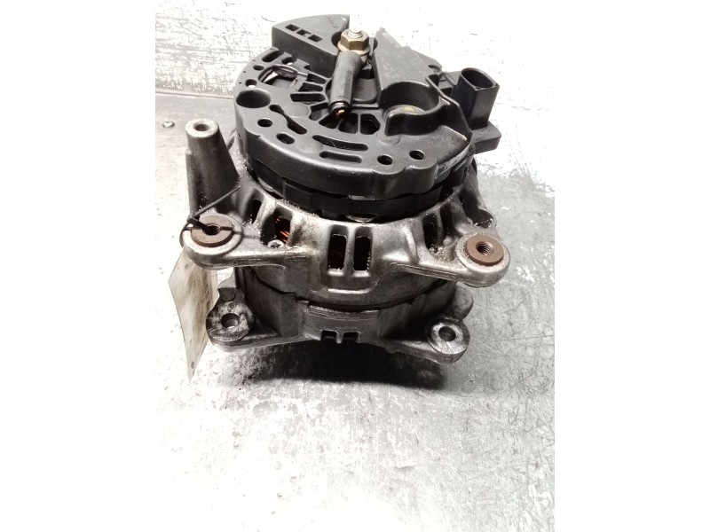 Recambio de alternador para volkswagen passat b5.5 (3b3) 1.9 tdi referencia OEM IAM 028903031 0124515083 0124515083285 120A