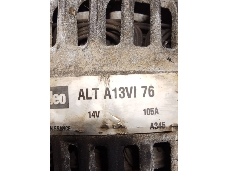 Recambio de alternador para land rover range rover (lp) dse (100kw) referencia OEM IAM A13VI76 105A 94