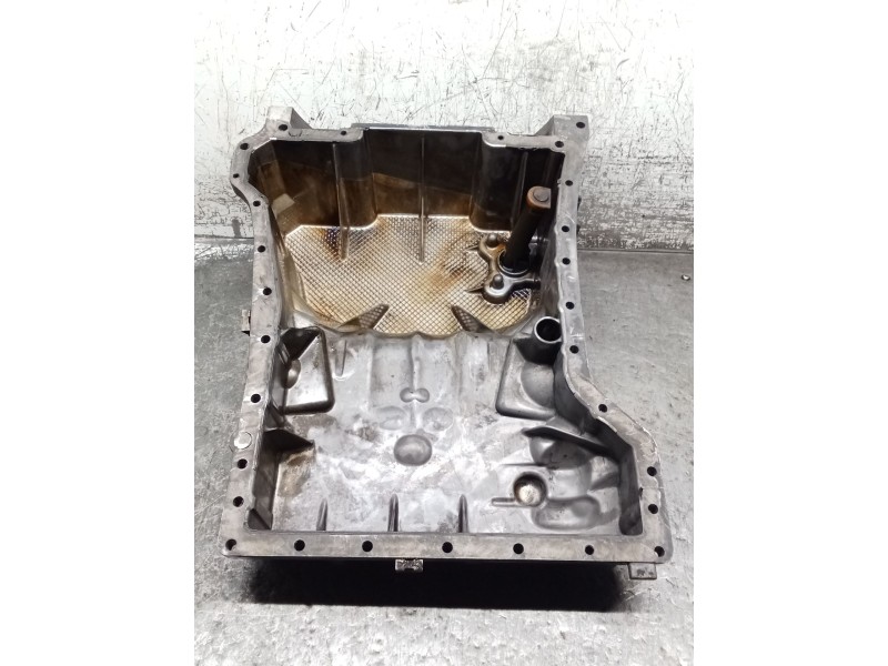 Recambio de carter para mercedes-benz clase c (w203) familiar c 180 t compressor (203.246) referencia OEM IAM A2710141002  04