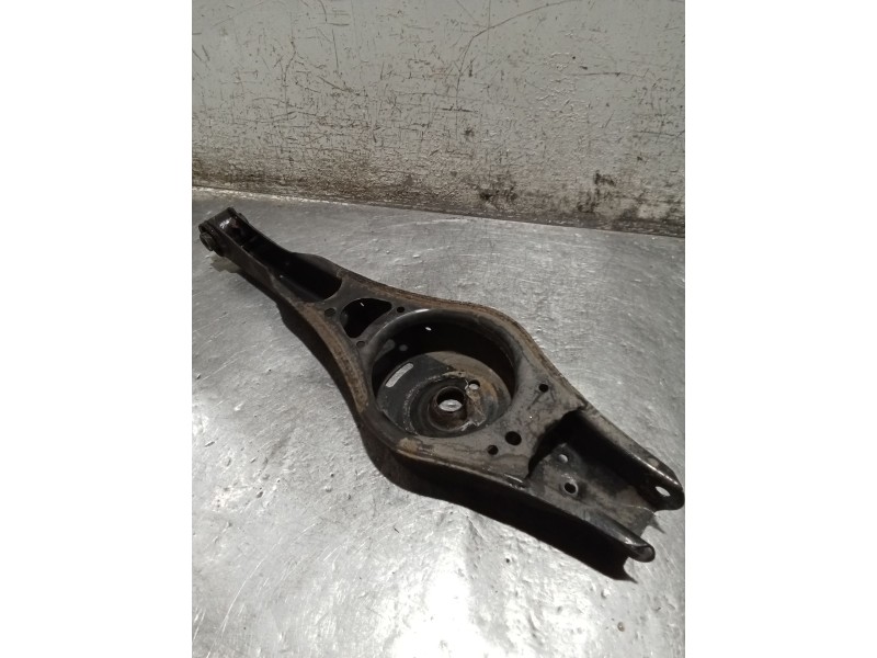Recambio de brazo suspension inferior trasero derecho para seat alhambra (710, 711) 2.0 tdi referencia OEM IAM   