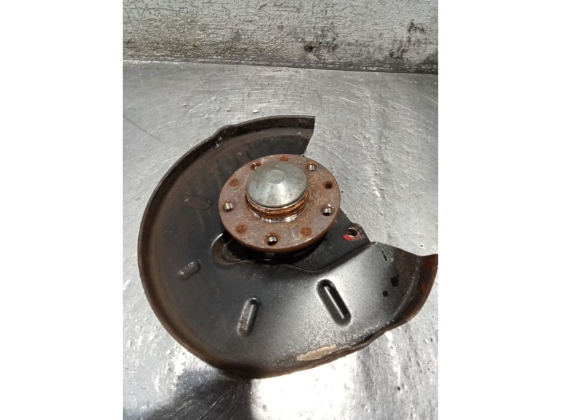 Recambio de mangueta trasera derecha para alfa romeo gt (937_) 1.9 jtd (937cxn1b) referencia OEM IAM   